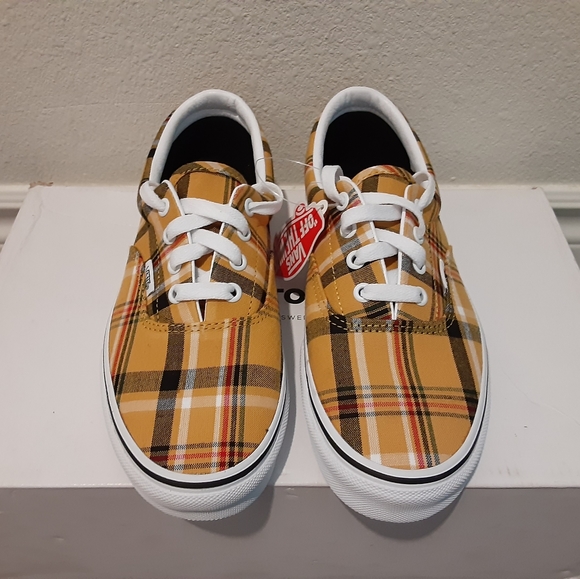 Vans - Picture 4 of 4